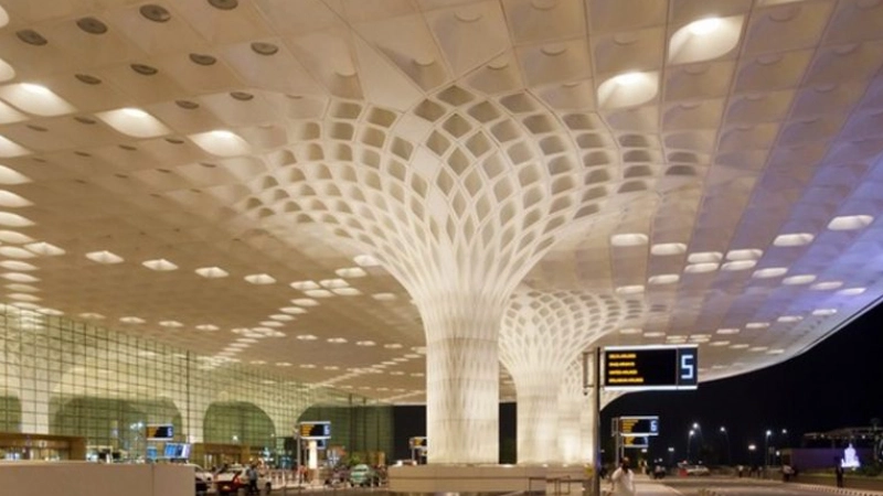 Freight forwarding company in India managing LCL and FCL shipments